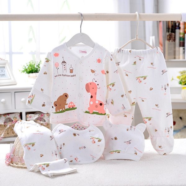 5-piece Cute Animal Pettern Top Pants Bib and Hat Set for Newborn